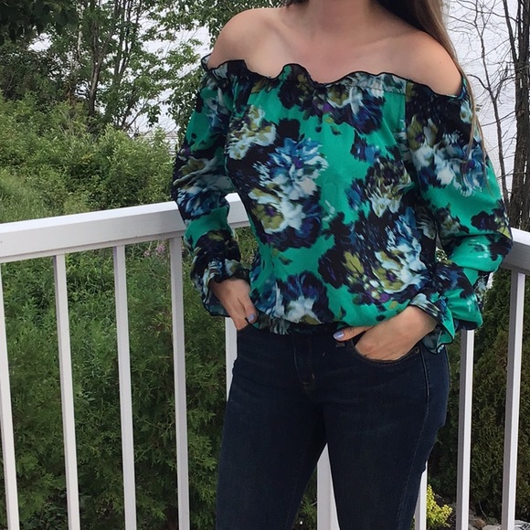 Off the shoulder blouse, M - Picture 3 of 8